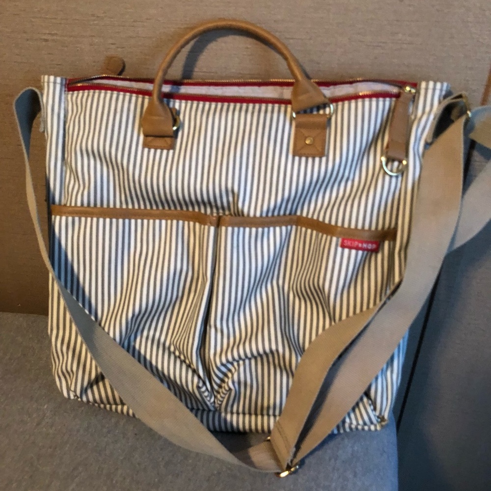 Skip hop diaper bag